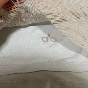 Alo Yoga Top - size small